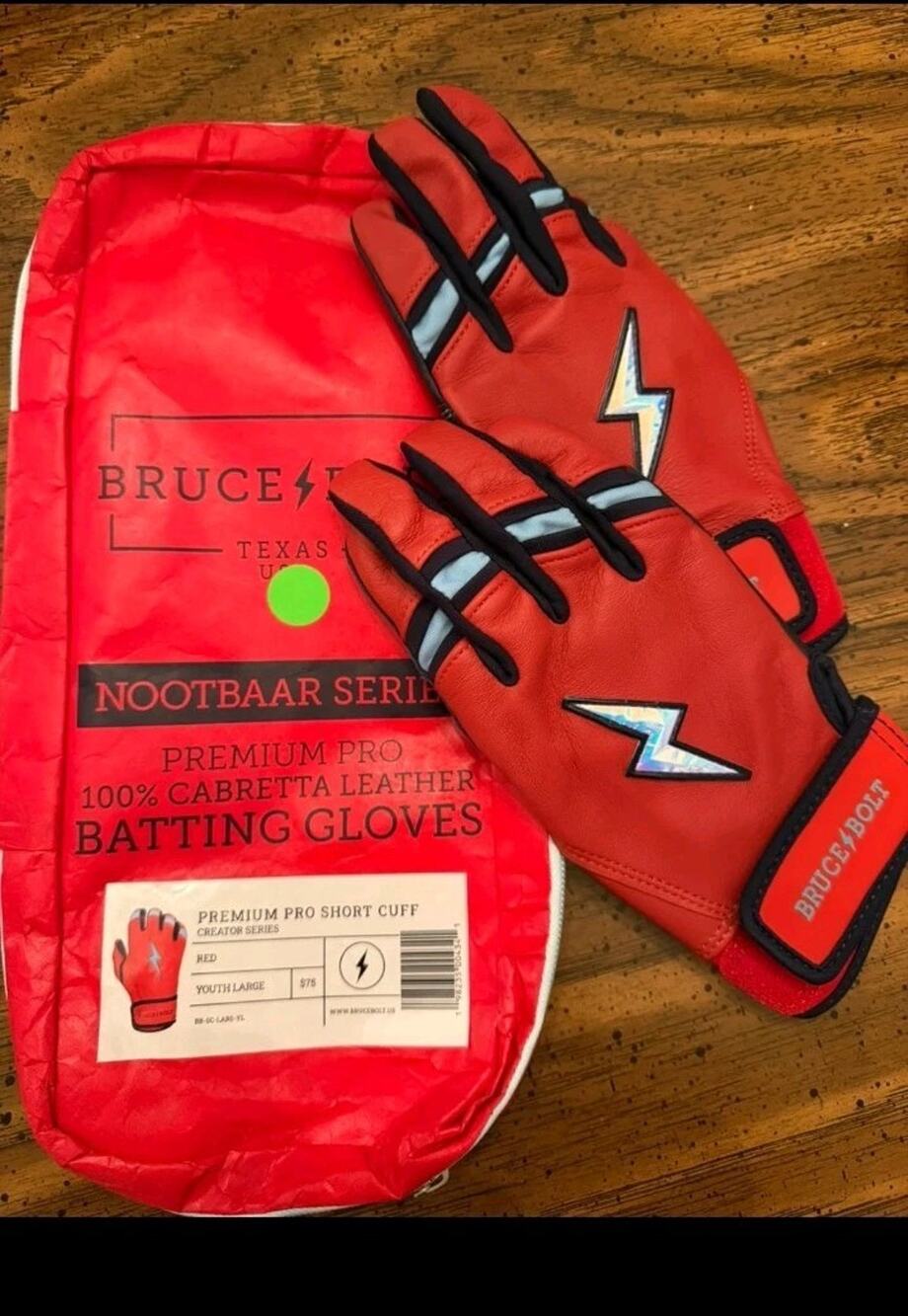 Lars Nootbar NWTS-BRUCE BOLT Premium Pro Short Cuff Batting Gloves - LARGE RED